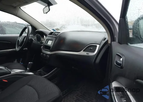 2017 Dodge Journey Sxt z USA, uszkodzony, nr VIN 3C4PDCBG6HT576074